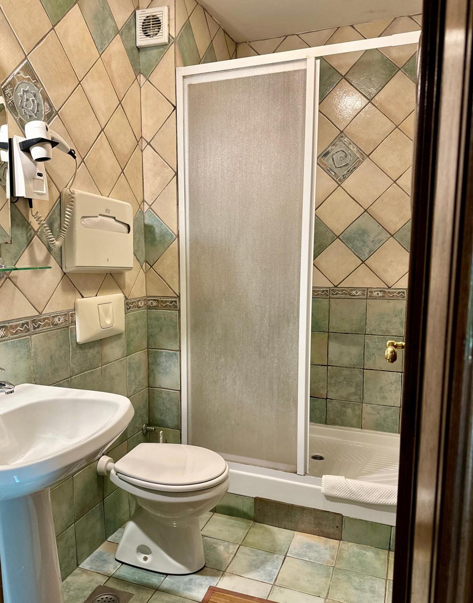 Central 25 Podgorica Ngoại thất bức ảnh
