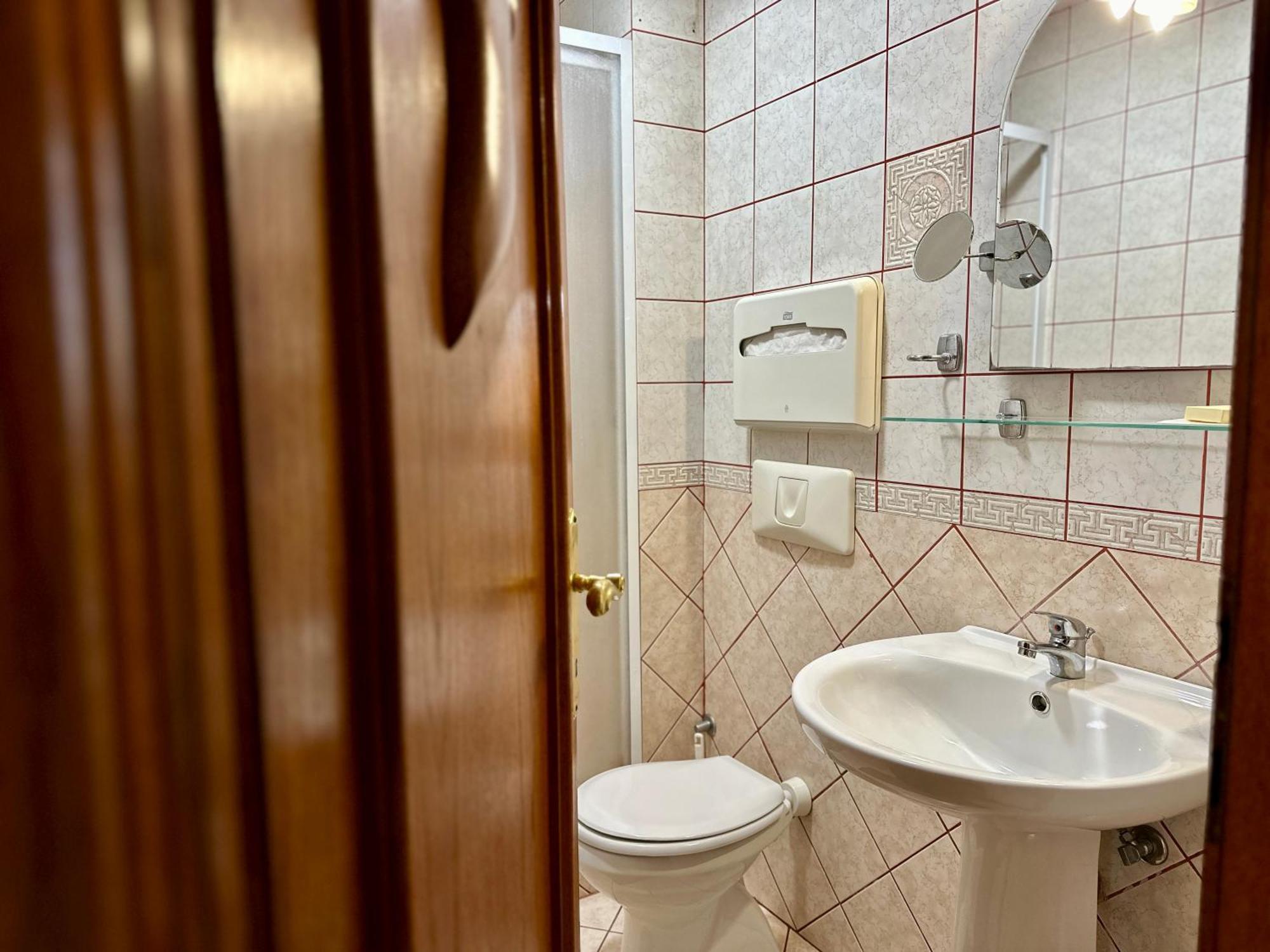 Central 25 Podgorica Ngoại thất bức ảnh