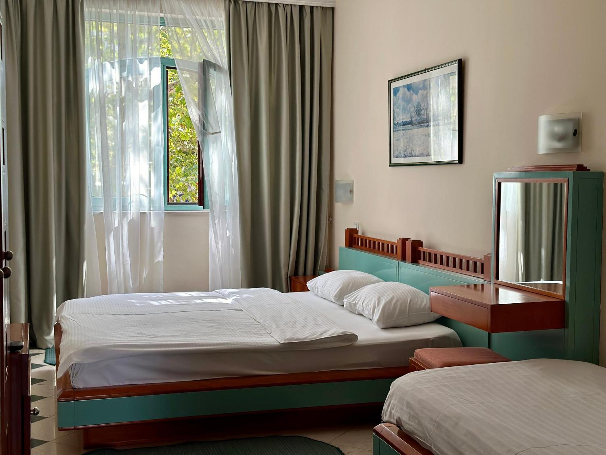 Central 25 Podgorica Ngoại thất bức ảnh